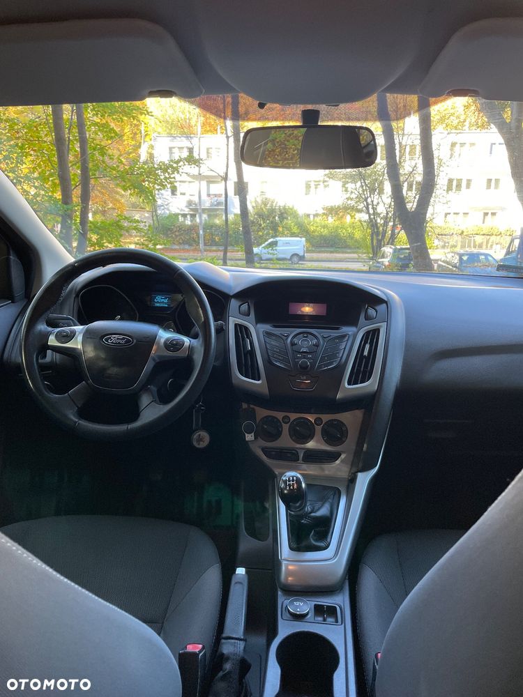 Ford Focus 1.6 Trend - 13
