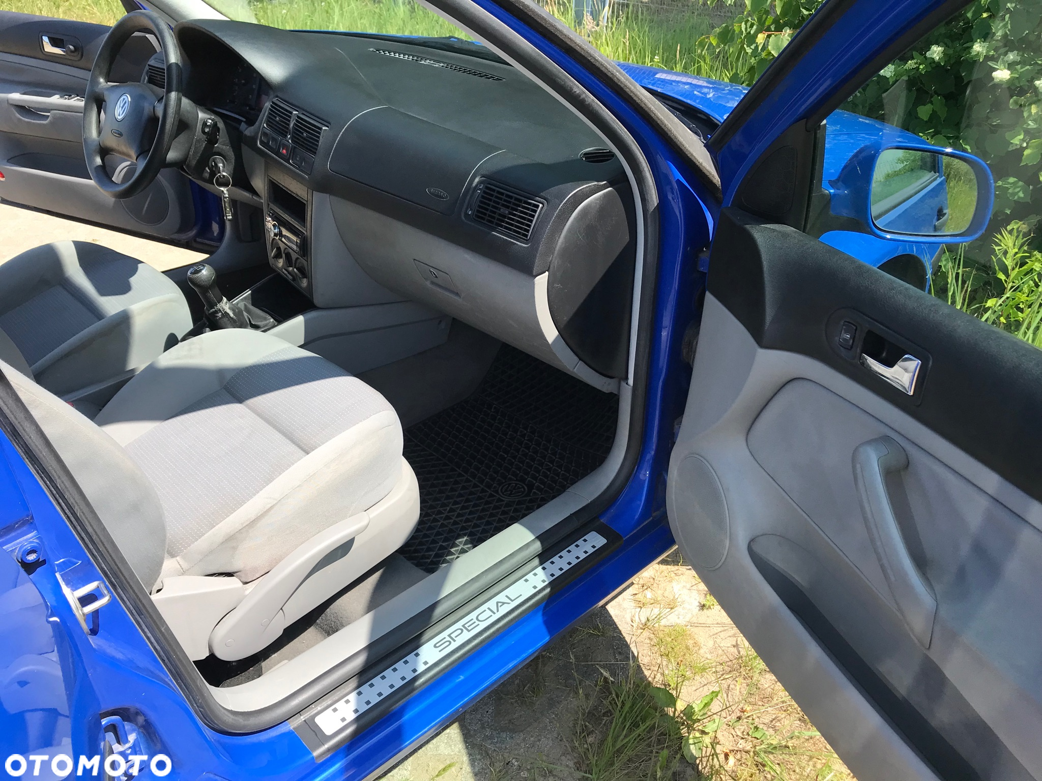 Volkswagen Golf - 12