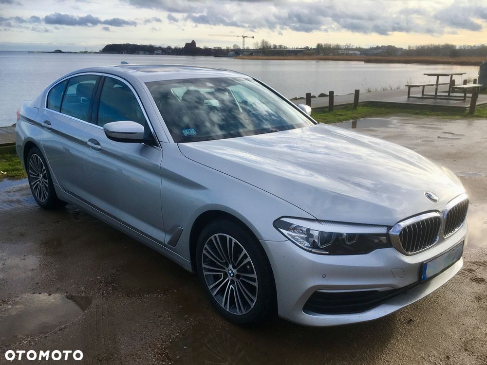 BMW Seria 5 540i GPF xDrive Luxury Line - 34
