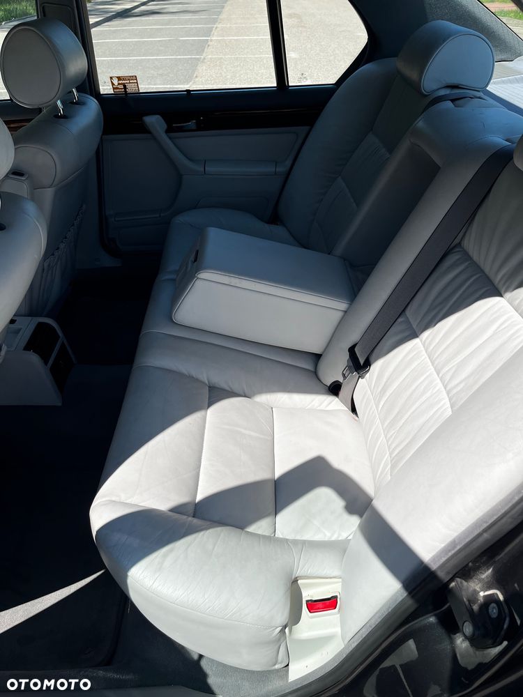 BMW Seria 7 - 28