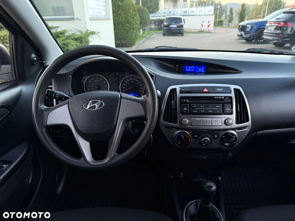 Hyundai i20 1.25 Classic + - 8