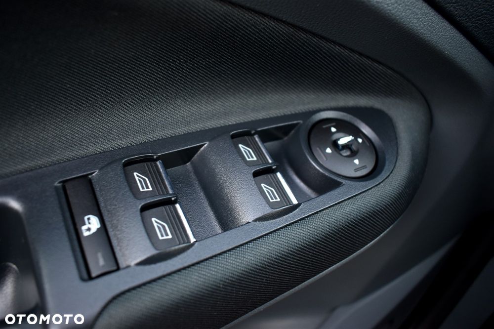 Ford Grand C-MAX 1.6 Titanium - 28