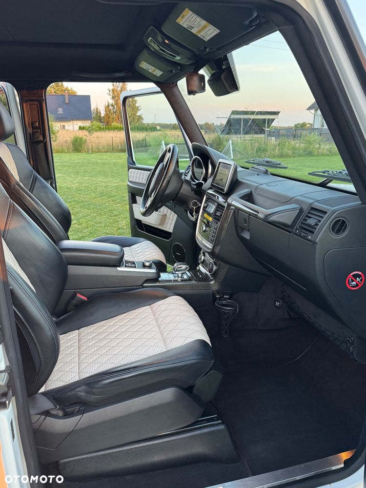 Mercedes-Benz Klasa G 63 AMG AMG SPEEDSHIFT 7G-TRONIC - 15