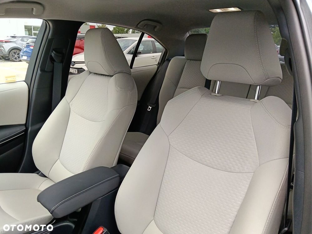 Toyota Corolla 1.8 Hybrid Executive - 11