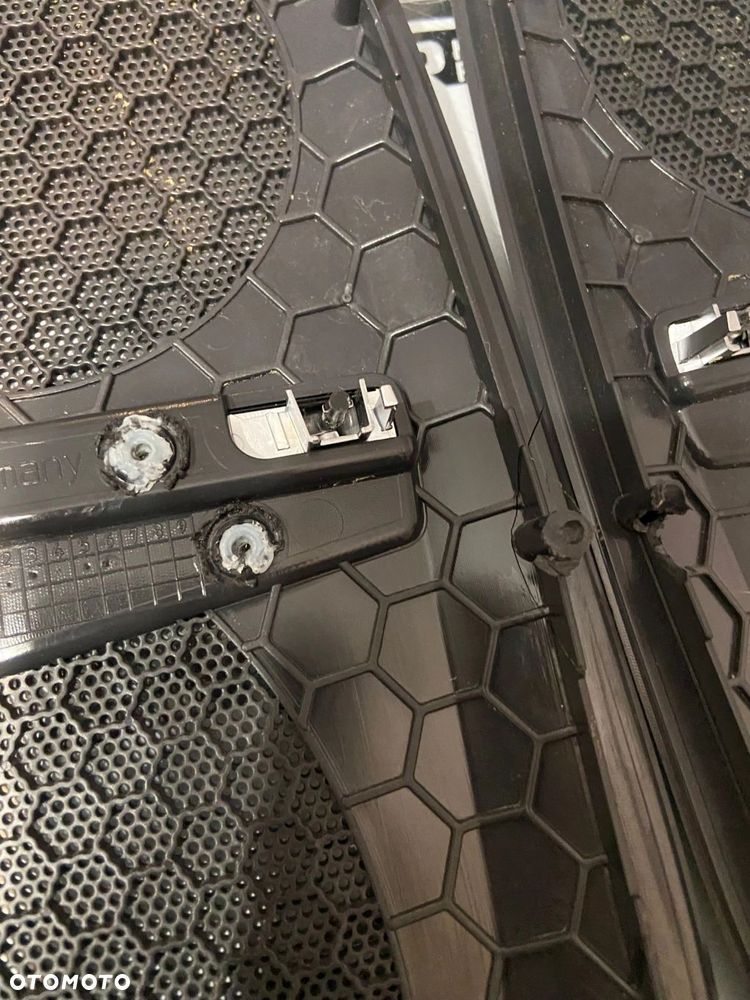 BLENDA GŁOŚNIKA LEWA PRAWA AUDI Q7 4M0.868.151.A 4M0.868.152.A - 8