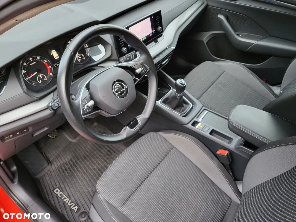 Skoda Octavia 1.5 TSI ACT Ambition - 8