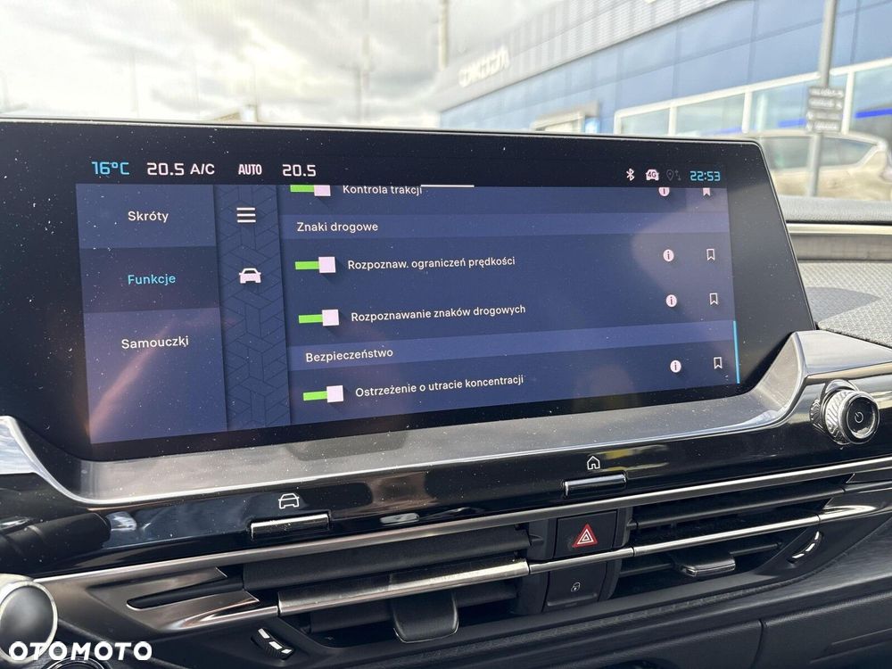 Citroën C5X 1.6 PureTech Shine EAT8 - 24