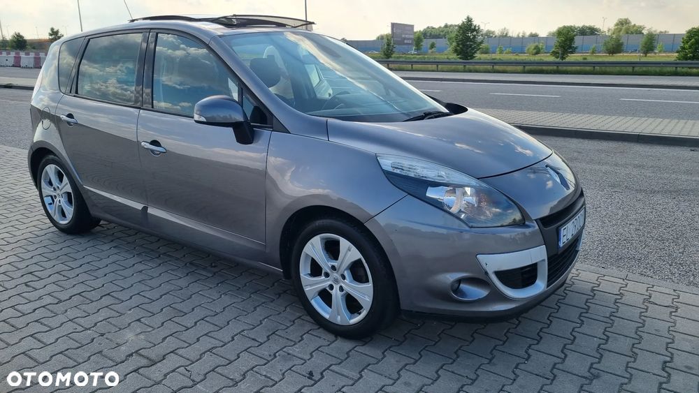 Renault Scenic - 1