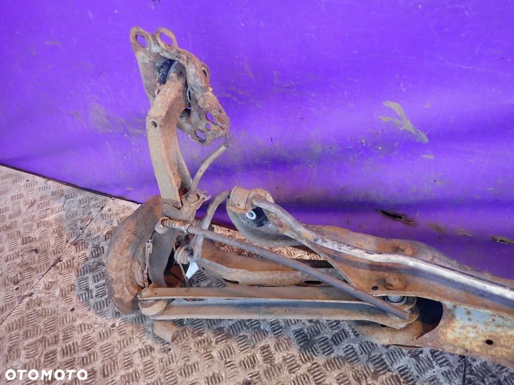 OPEL VECTRA B SANKI TRAWERS TYŁ - 5