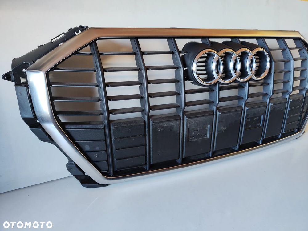 Atrapa Grill Audi Q3 83A583651A - 3