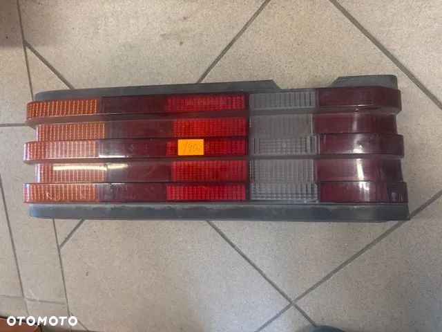 LAMPA LAMPY TYŁ LEWA PRAWA MERCEDES 190 W201 - 2