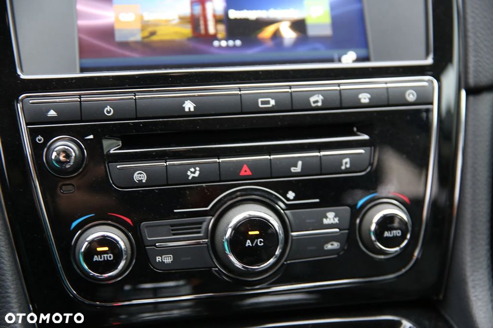 Jaguar XJ 3.0 D V6 Premium Luxury - 20