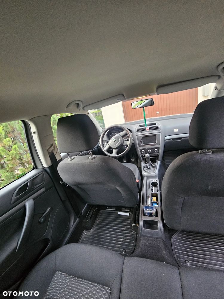 Skoda Octavia 1.6 Classic - 11
