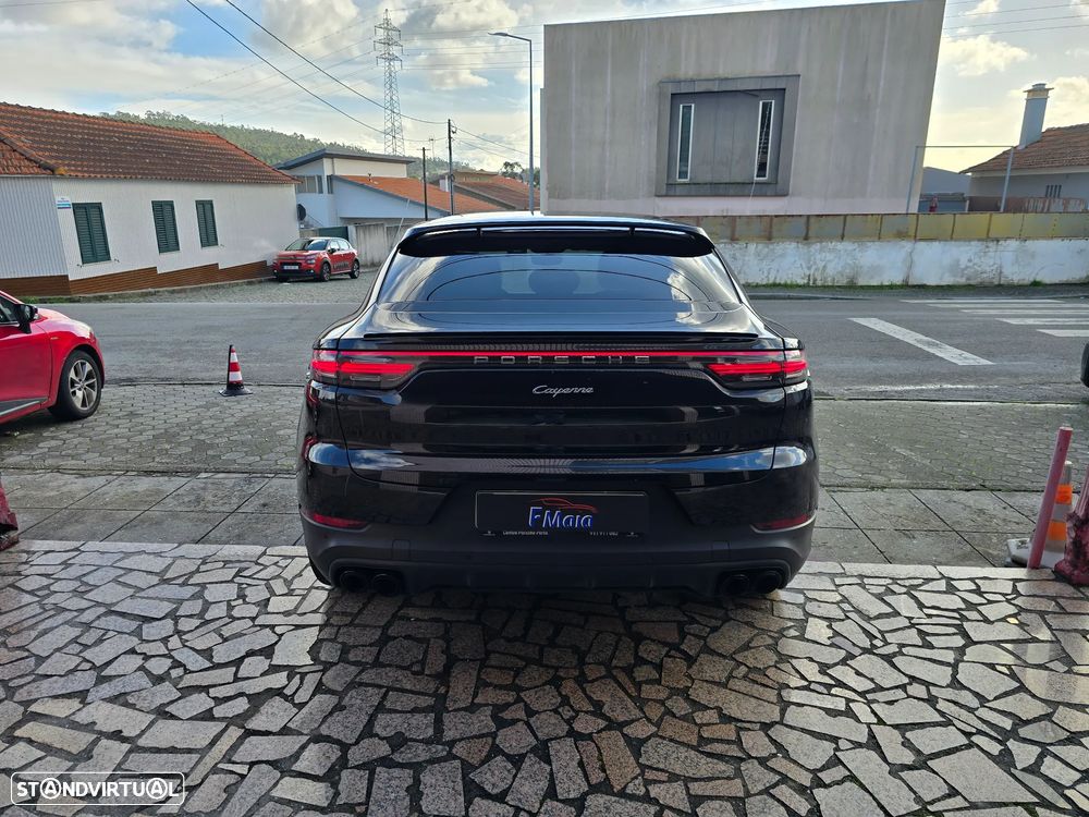 Porsche Cayenne Coupé E-Hybrid - 5