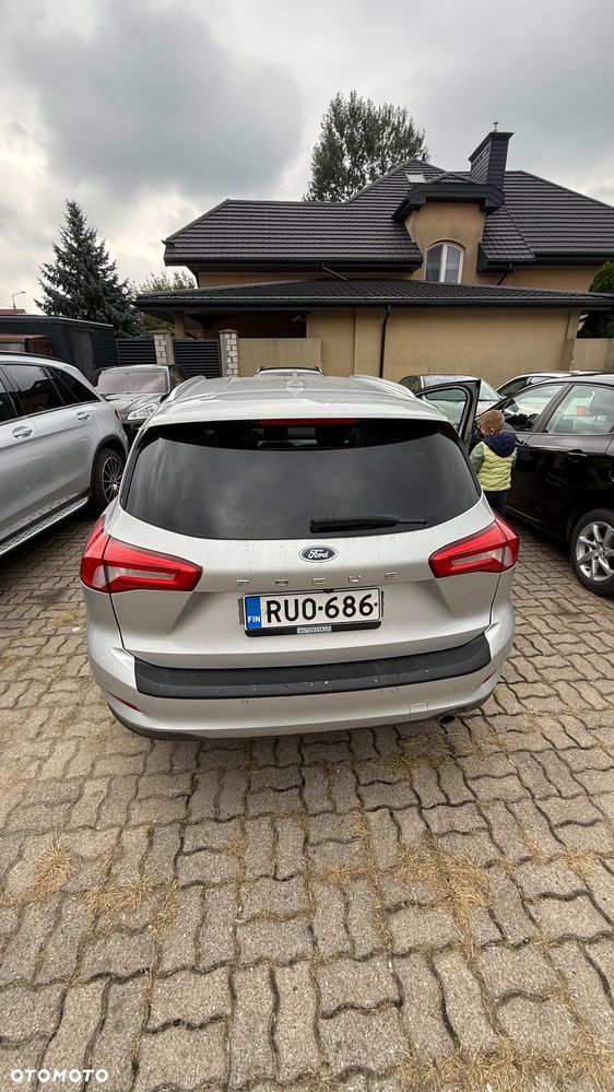 Ford Focus 1.5 EcoBoost Start-Stopp-System Business Edition - 6