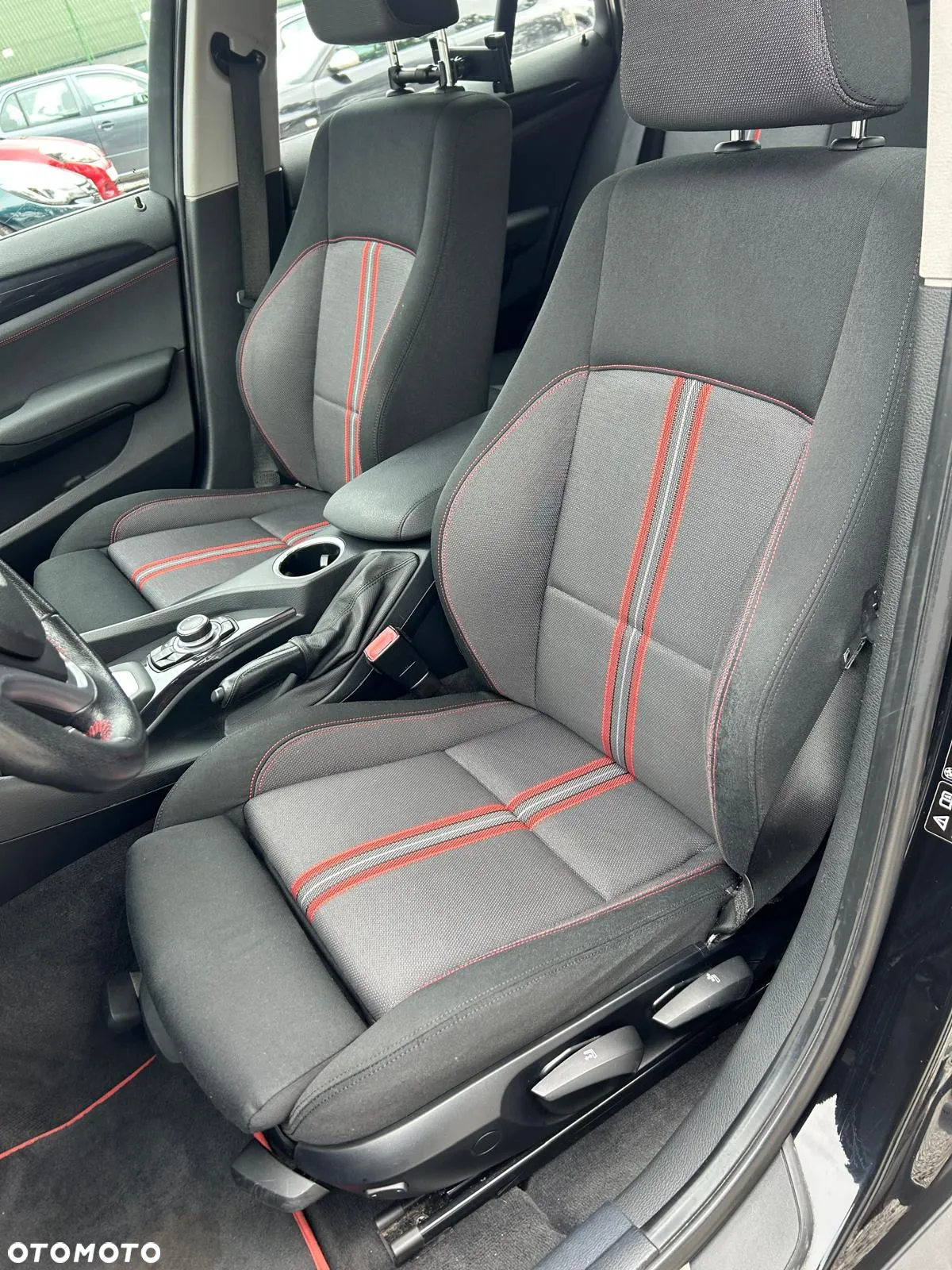 BMW X1 xDrive18d Sport Line - 11