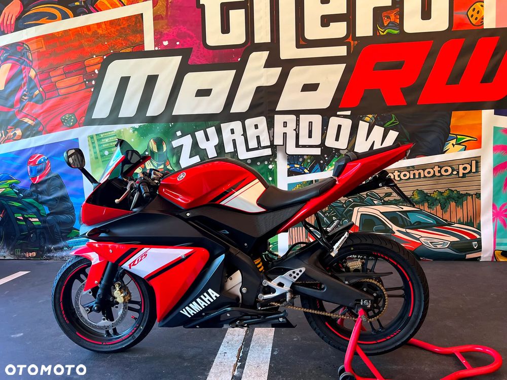 Yamaha YZF - 11