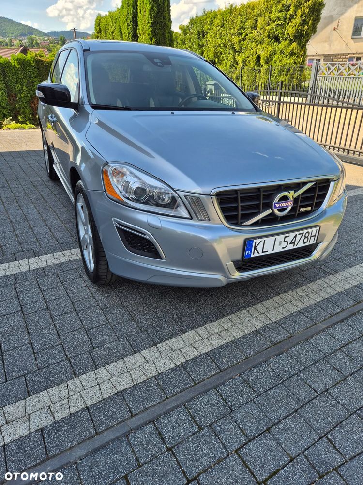 Volvo XC 60 T6 AWD R-Design - 4