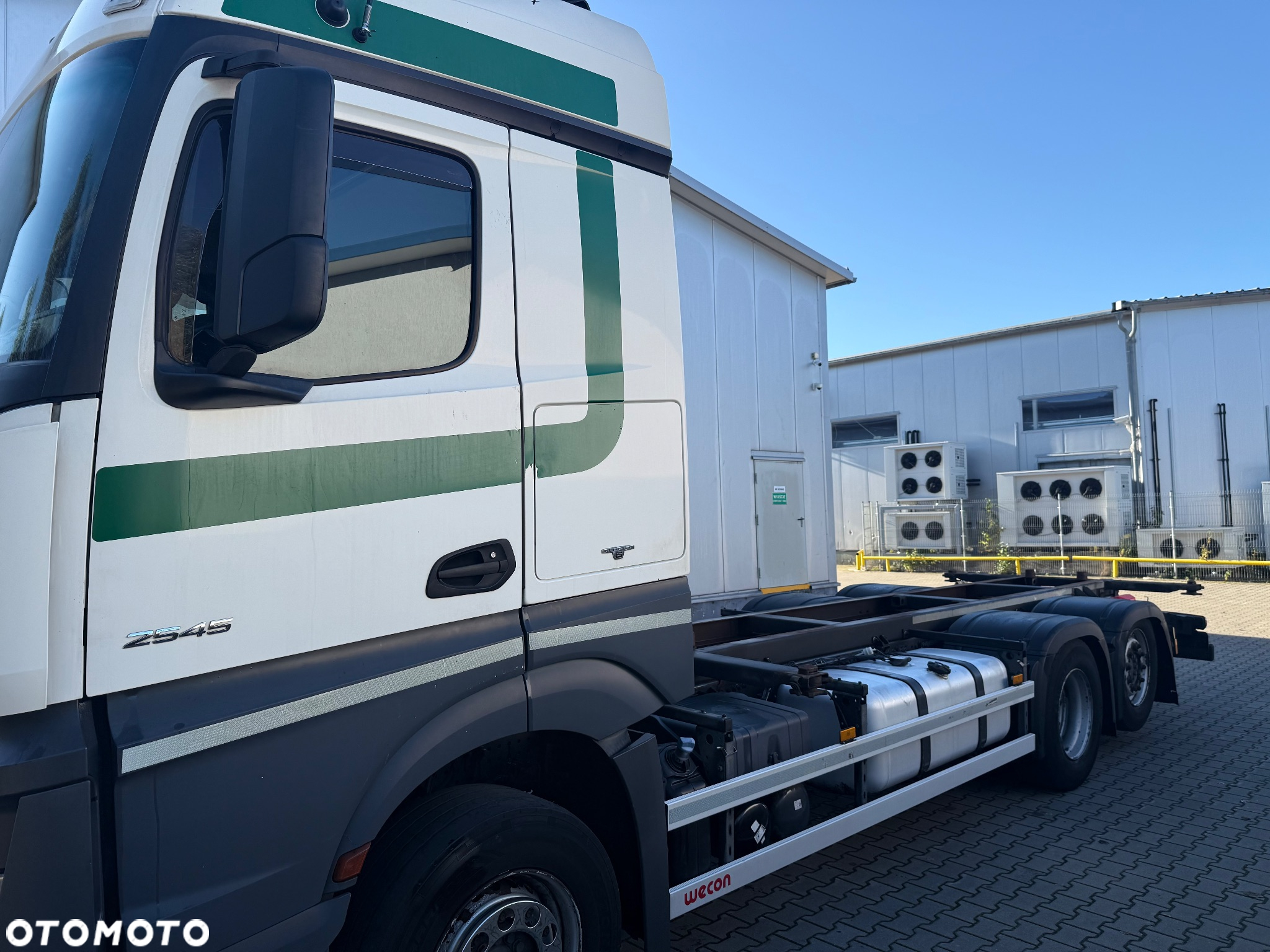 Mercedes-Benz ACTROS - 4