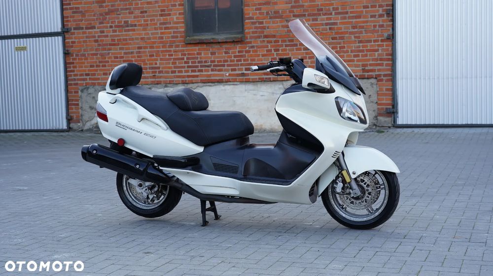 Suzuki Burgman - 7