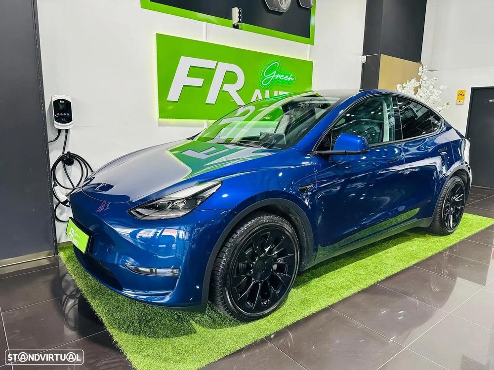 Tesla Model Y Long Range Dual Motor AWD - 5