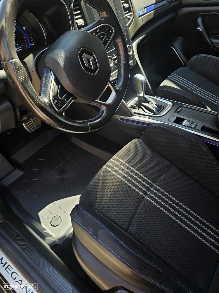 Renault Mégane Sport Tourer 1.5 Blue dCi GT Line EDC - 2