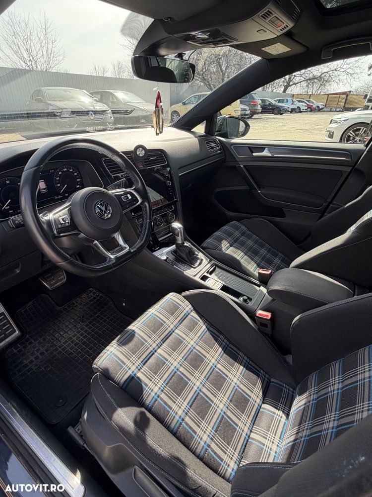 Volkswagen Golf 1.4 GTE Plug-In-Hybrid DSG - 10