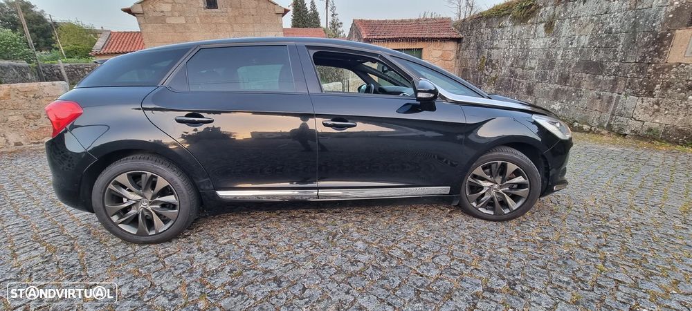 Citroën DS5 BlueHDi 120 SoChic - 3