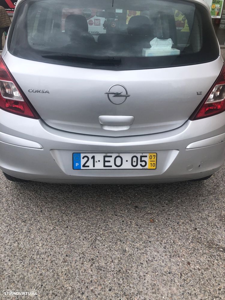 Opel Corsa 1.2 inTouch Easytronic - 3