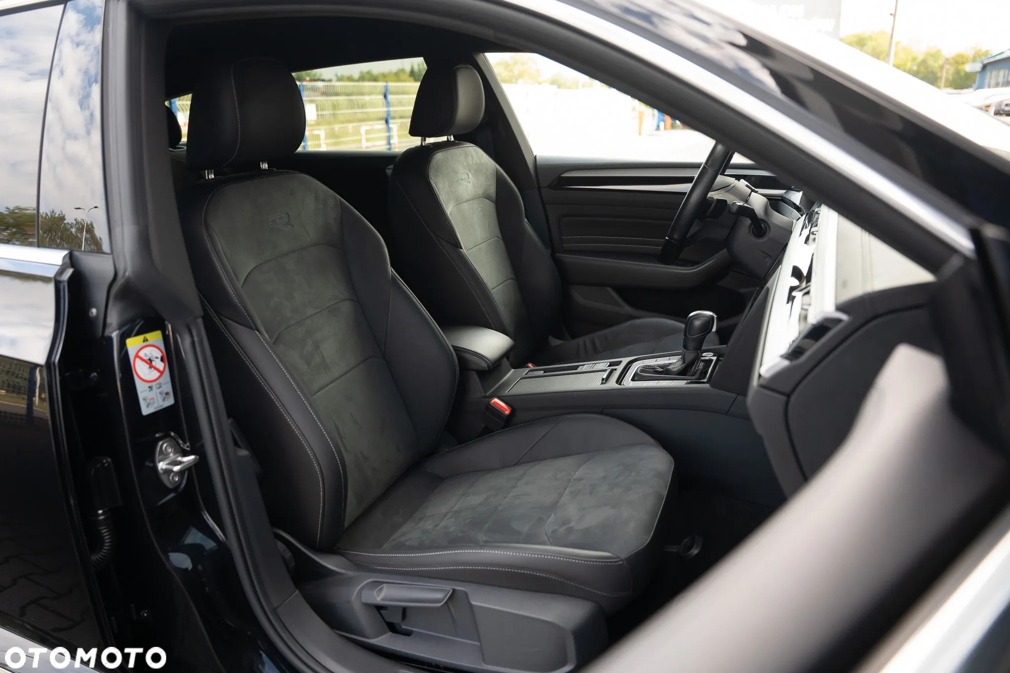 Volkswagen Arteon Shooting Brake 2.0 TDI SCR DSG R-Line - 24