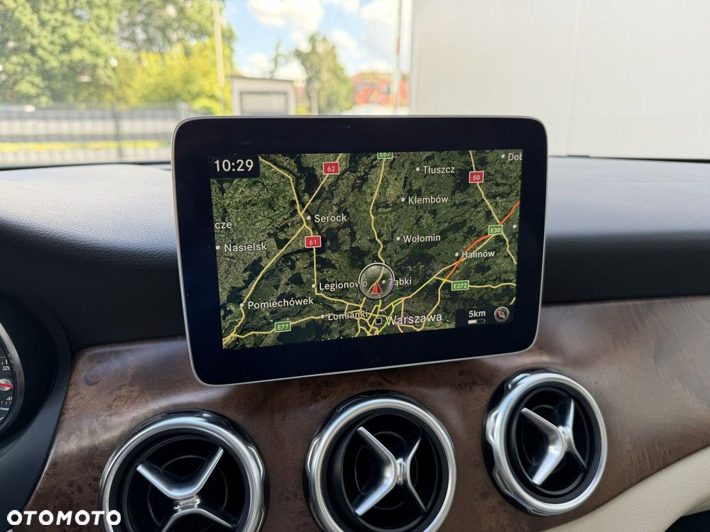 Mercedes-Benz GLA 250 4-Matic - 33