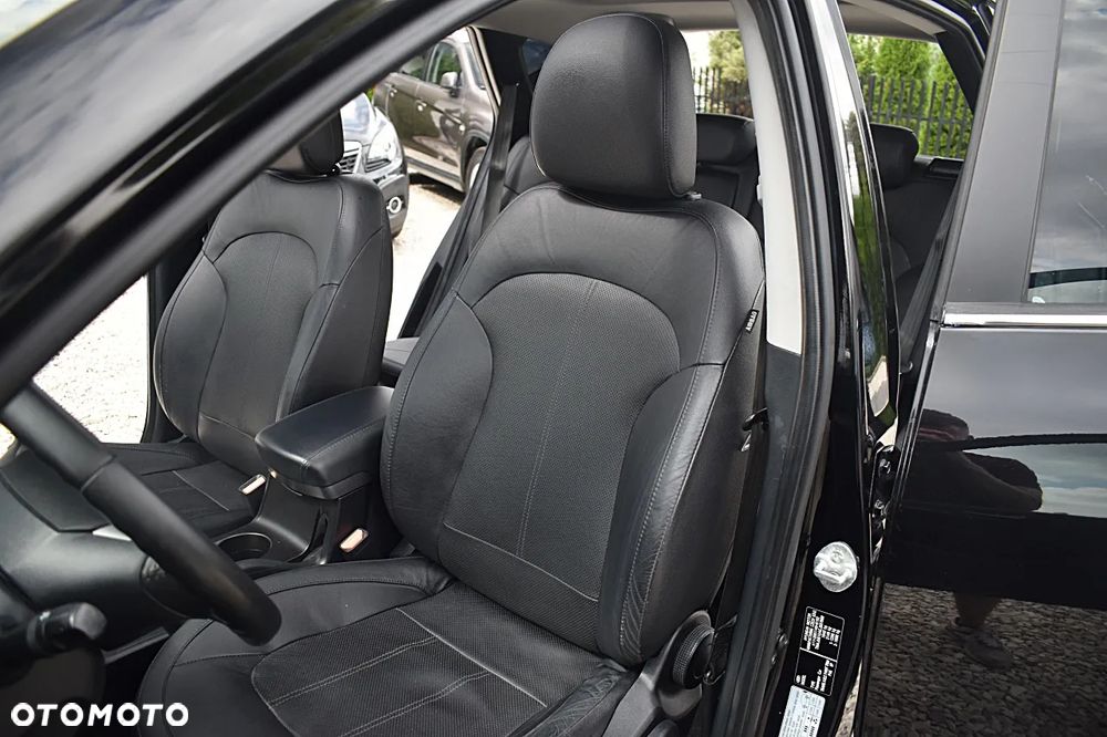 Hyundai ix35 1.7 CRDi Premium 2WD - 19