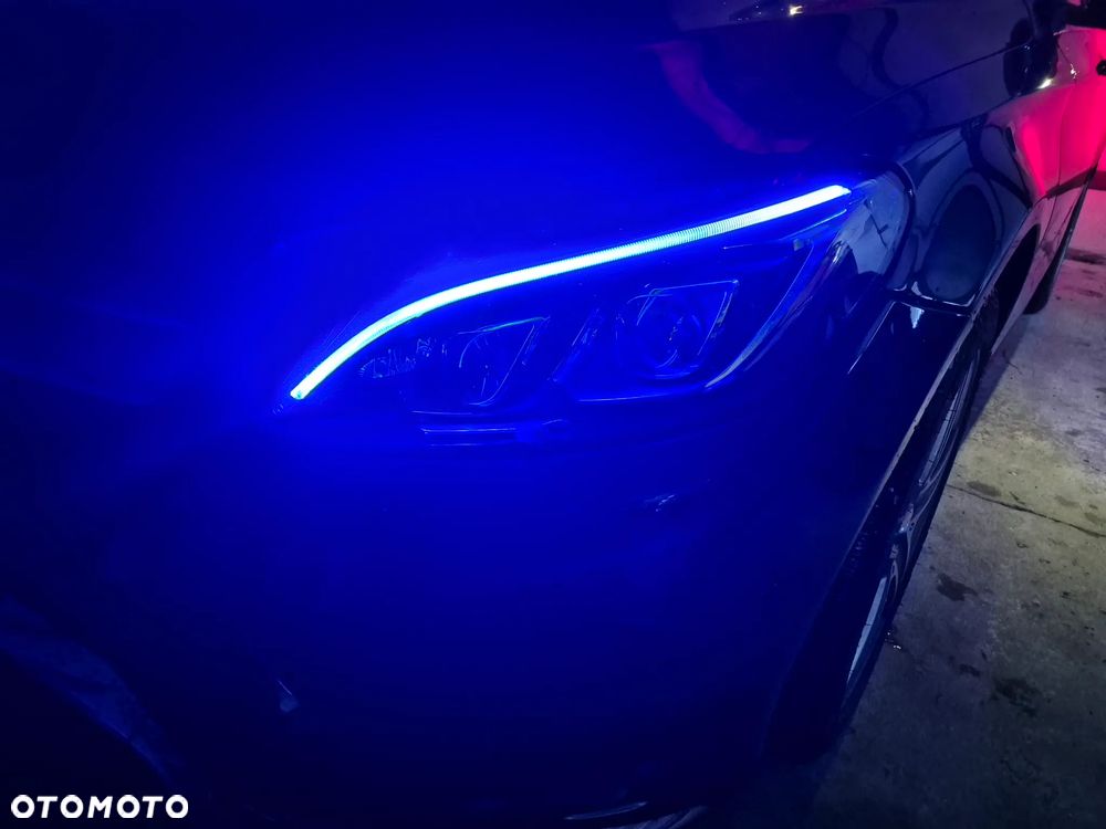 Mercedes-Benz Klasa C 220 d 4Matic 7G-TRONIC - 18