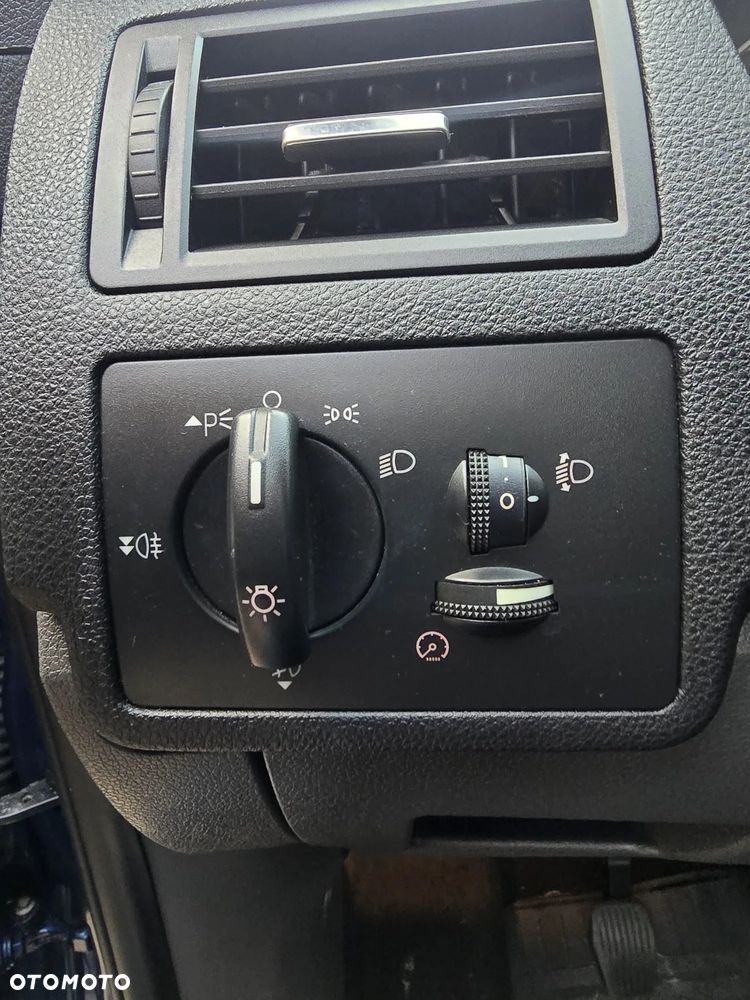 Ford C-MAX 1.8 Titanium - 9