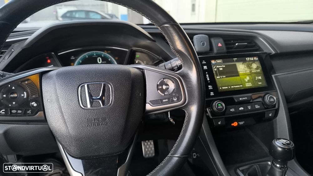 Honda Civic 1.0 i-VTEC Executive Premium - 8