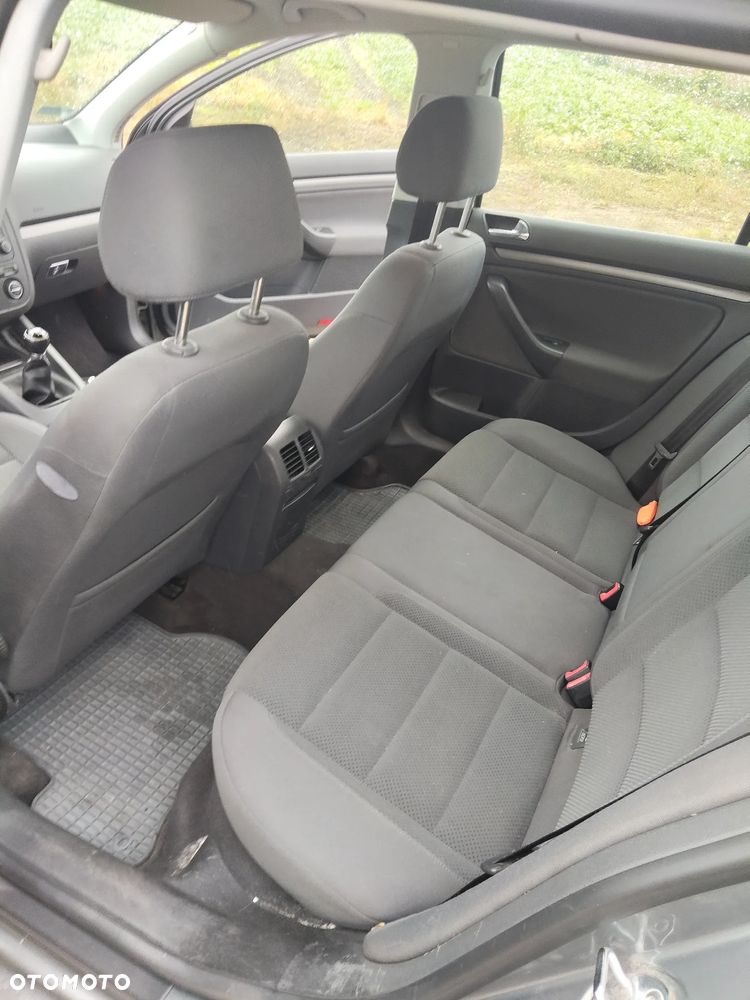 Volkswagen Golf 1.6 FSI Goal - 5