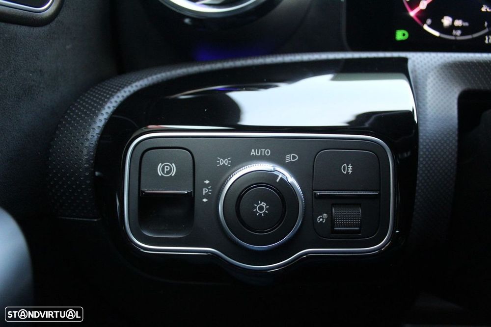 Mercedes-Benz A 200 AMG Line Aut. - 14