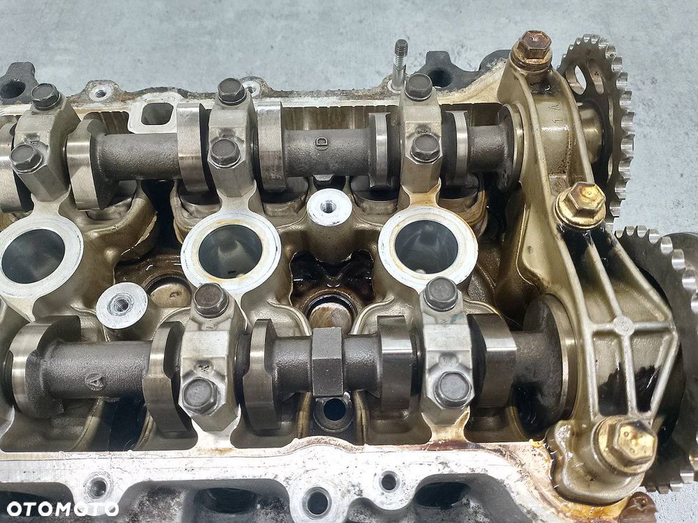 GŁOWICA TOYOTA YARIS III 1.0 VVT-I - 11