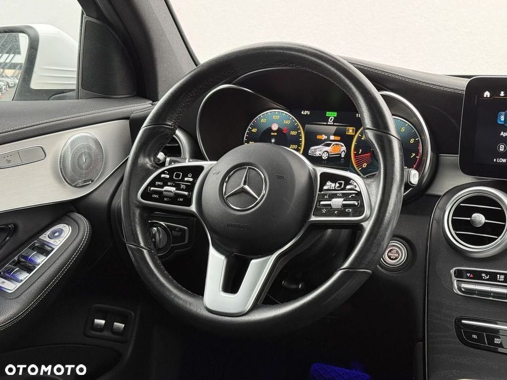 Mercedes-Benz GLC - 9