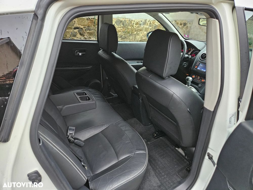 Nissan Qashqai 2.0 DCI 4 x 4 DPF Aut tekna - 6