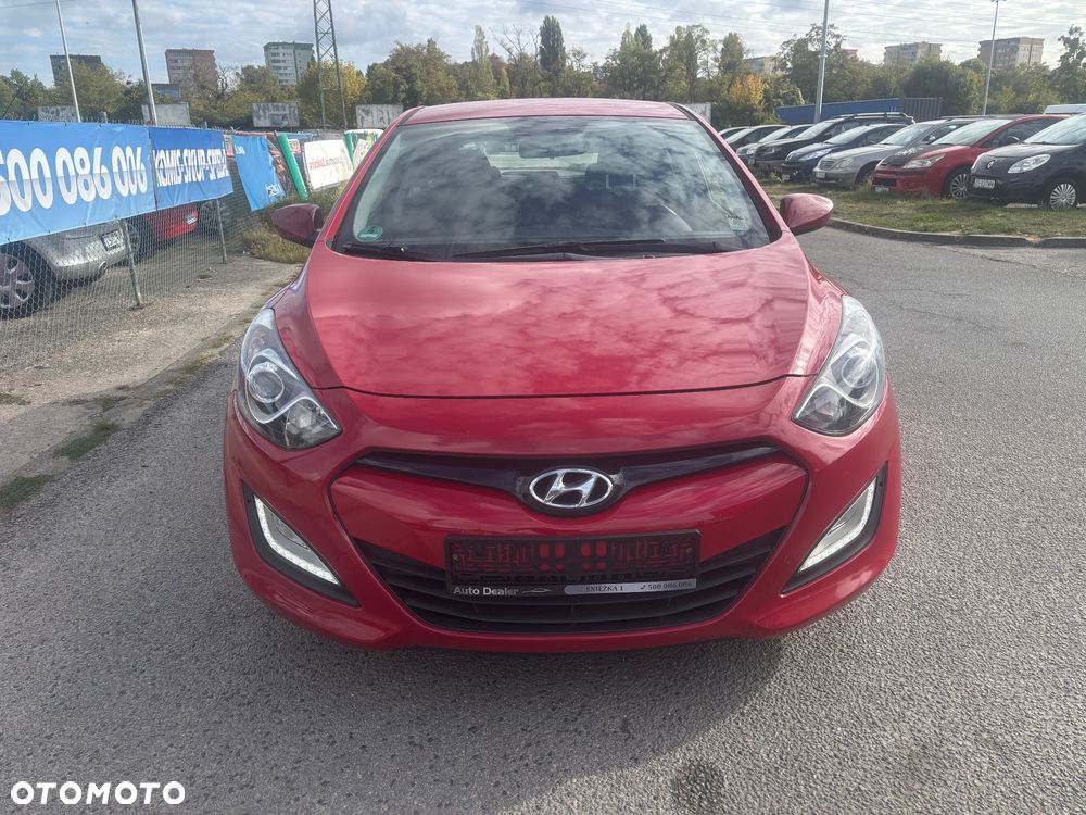 Hyundai i30 1.4 Classic + - 5