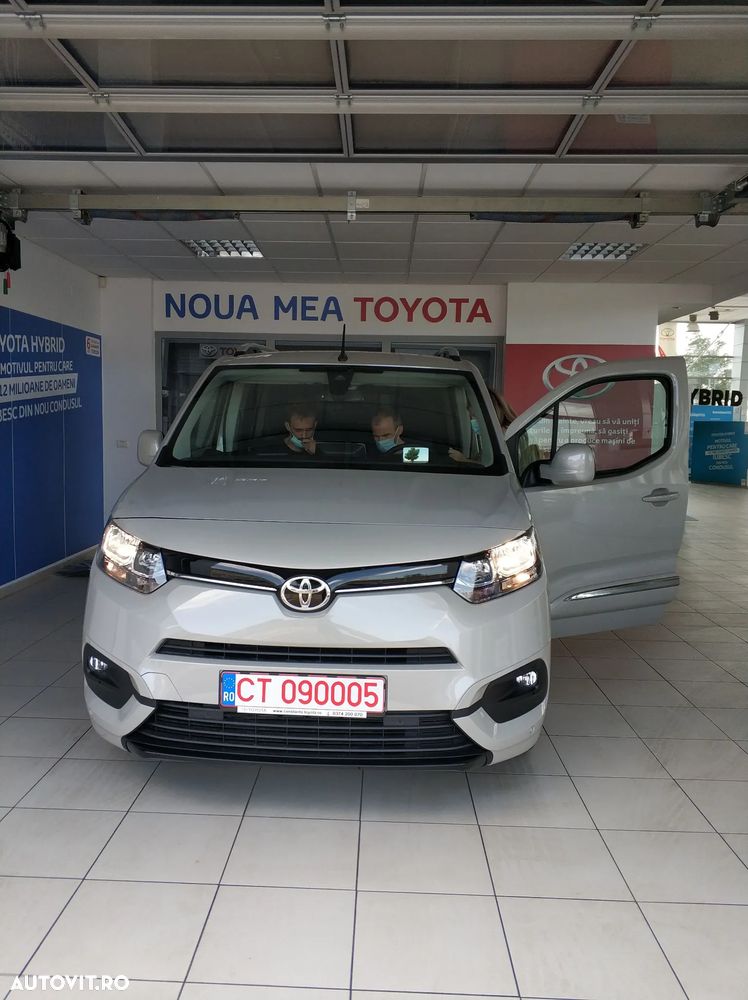 Toyota Proace 1.2 130CP 8AT 6+1 L2H1 Family+ - 5