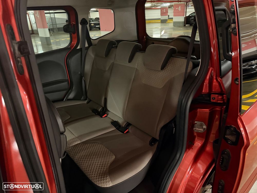 Ford Tourneo Connect 1.0i EcoBoost Titanium - 11
