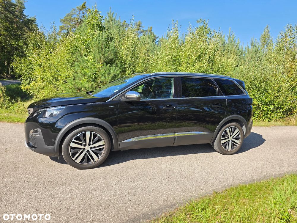 Peugeot 5008 2017 photo 3