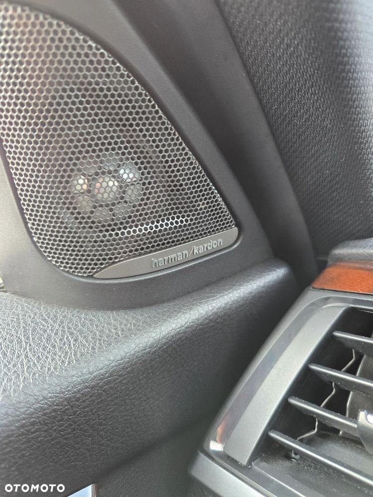 BMW Seria 3 320d DPF Blue Performance Edition Sport - 12