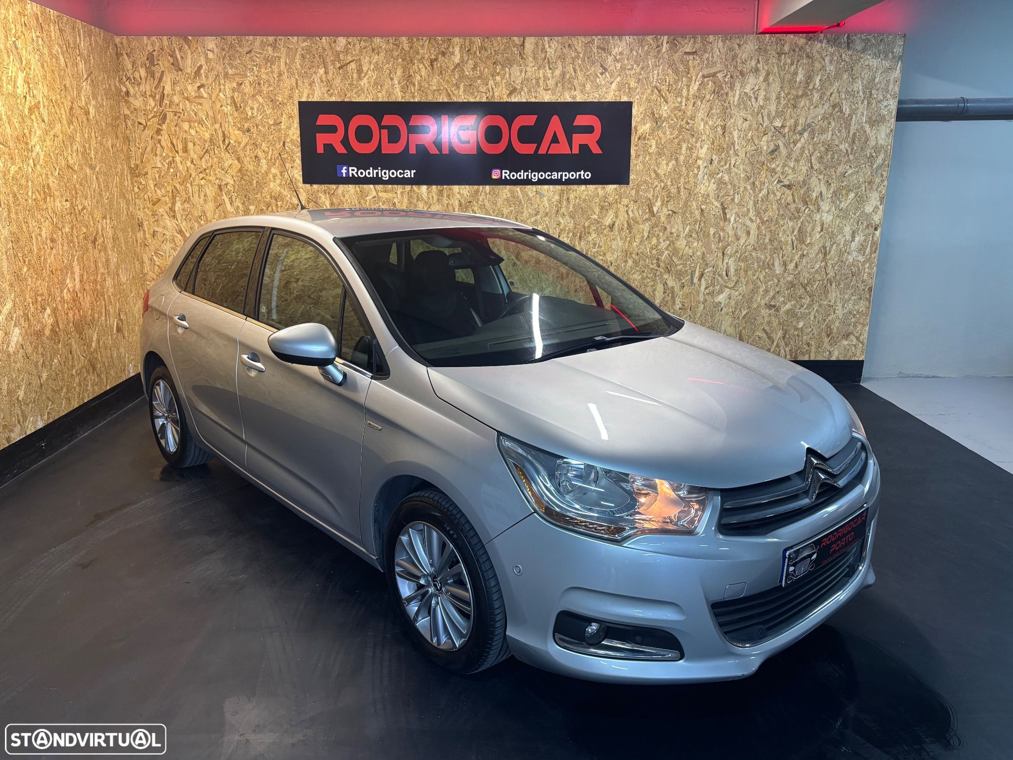 Citroën C4 1.6 e-HDi Exclusive - 1