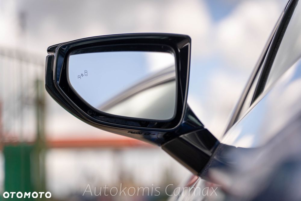 Lexus UX 250h - 15