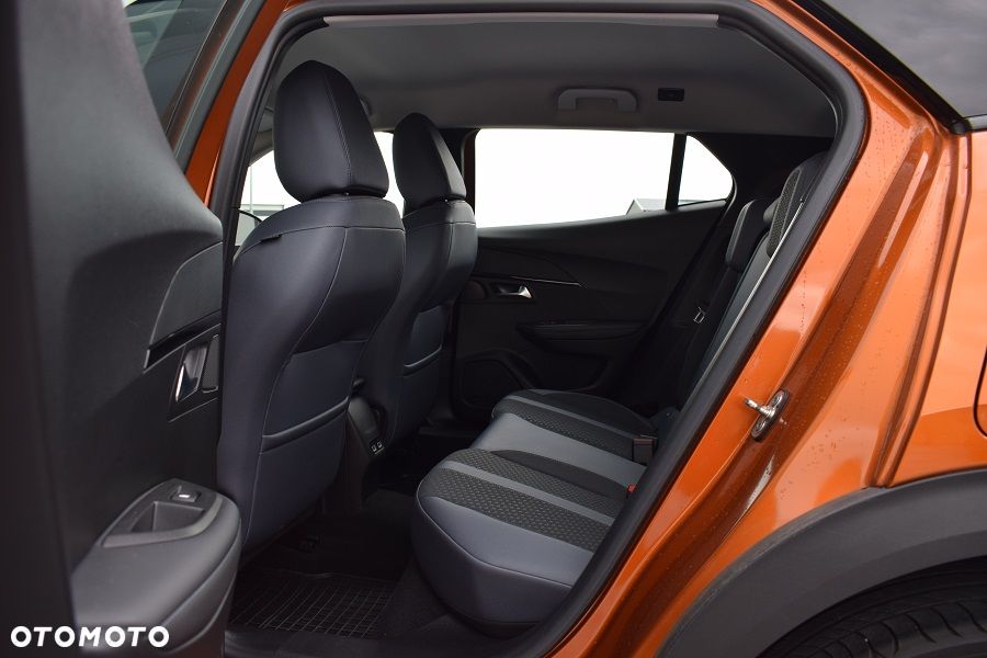 Peugeot 2008 PureTech 130 EAT8 Allure - 8