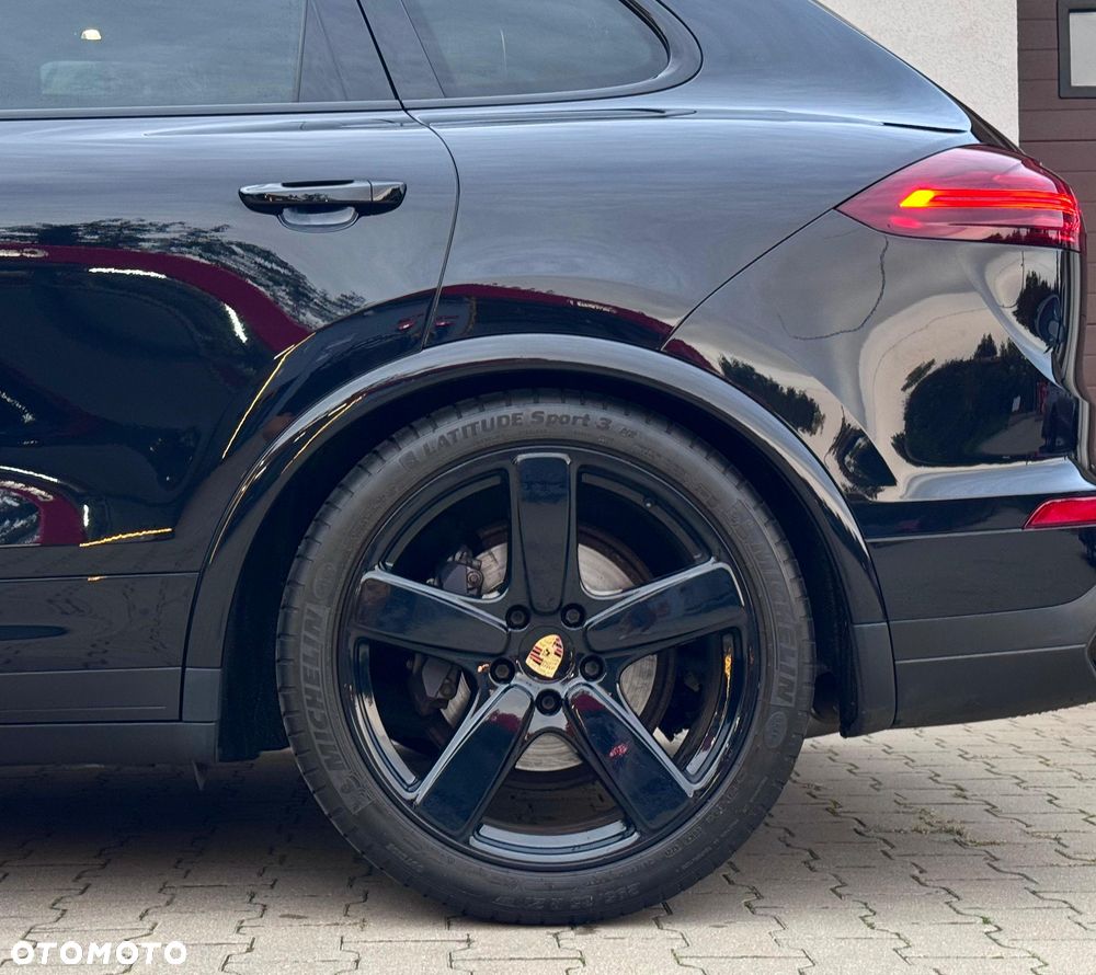 Porsche Cayenne Platinum Edition - 10