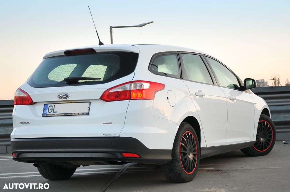 Ford Focus - 9